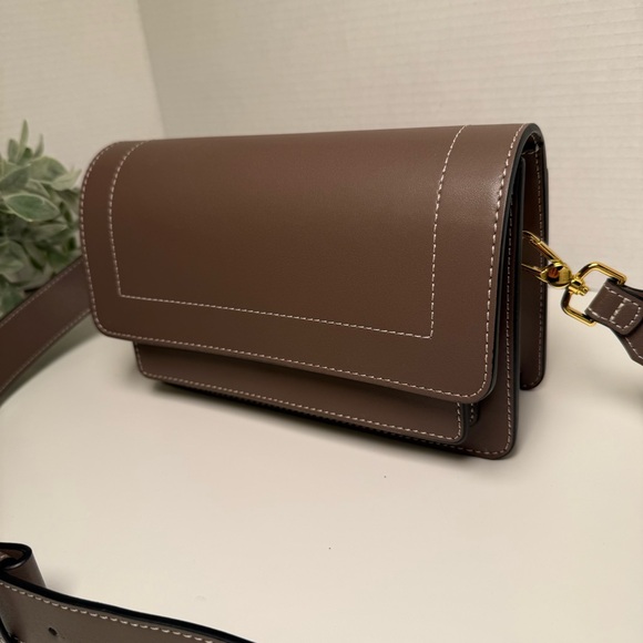 AALLYN Ingrid Crossbody/Shoulder Bag in Wood Berry Brown Leather Feminine Staple - Picture 14 of 16